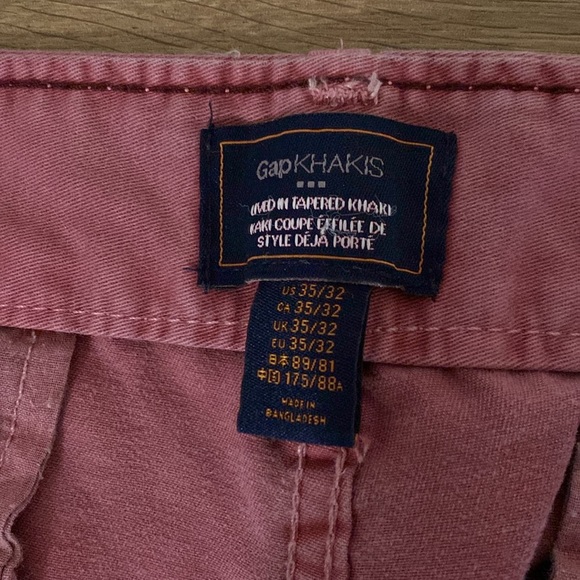Gap red khaki pants - Picture 2 of 3